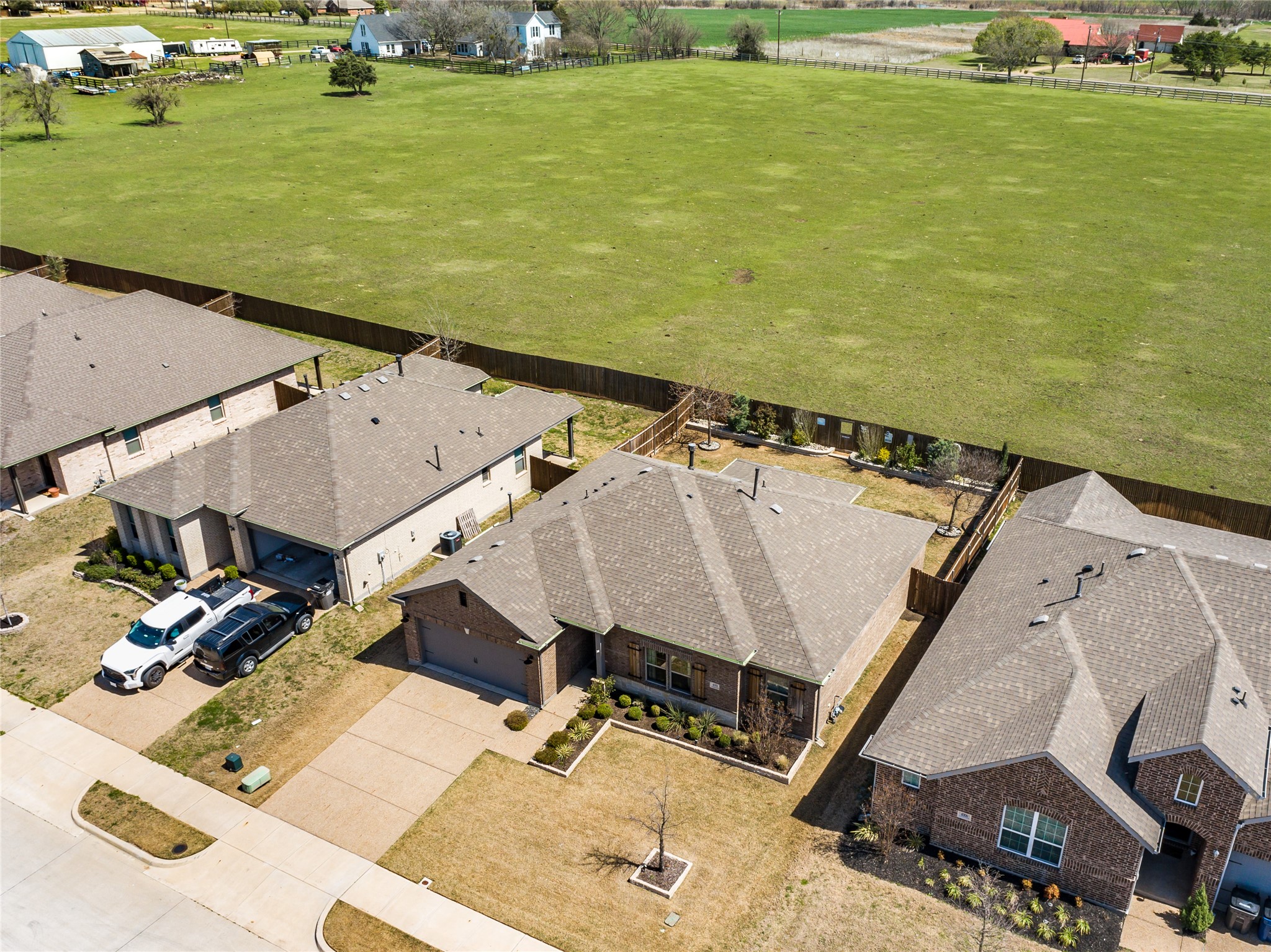 4008 Sparrow Trail