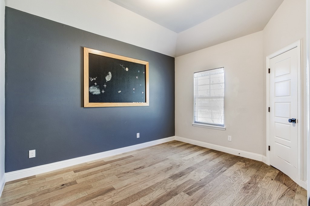 4008 Sparrow Trail