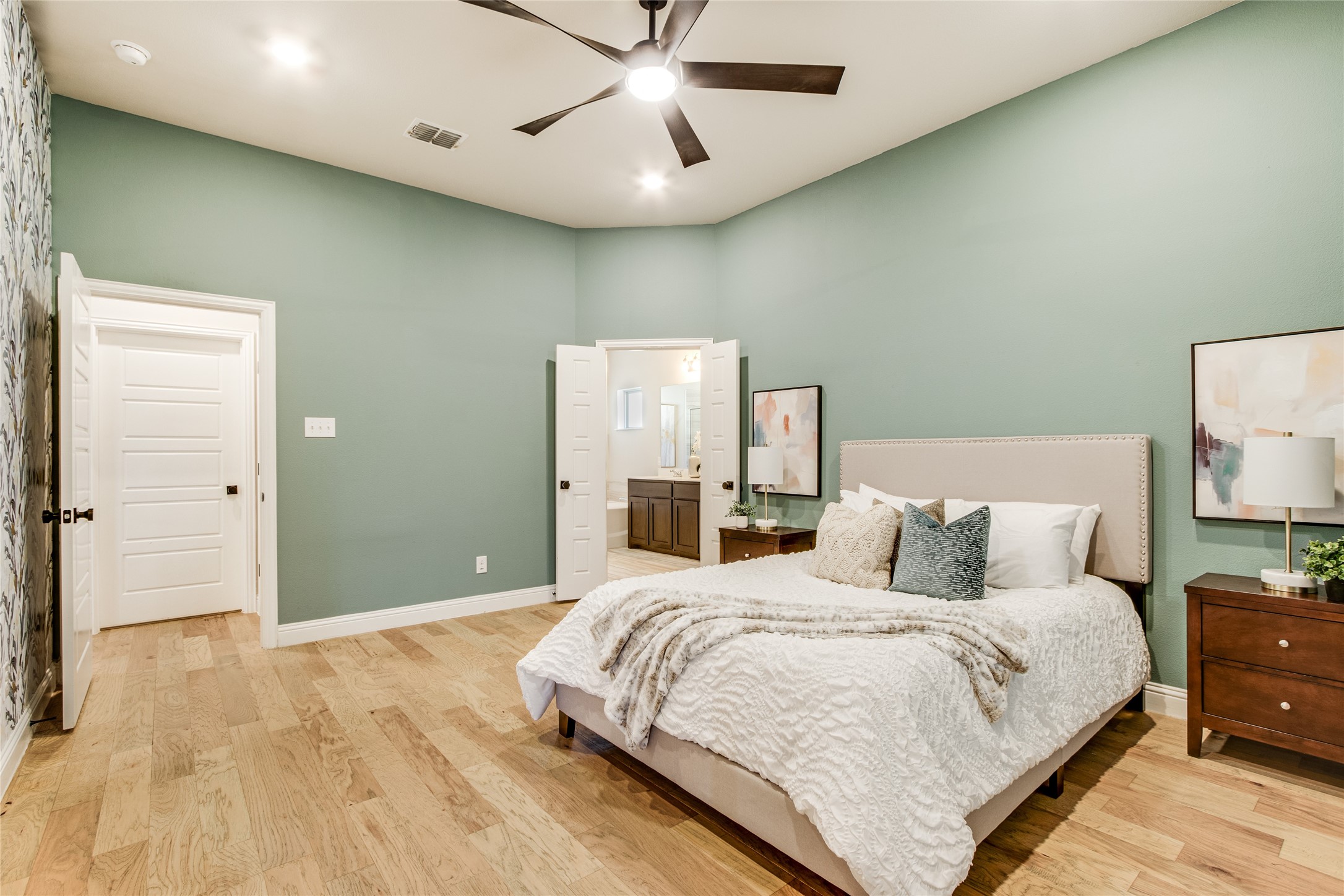 4008 Sparrow Trail