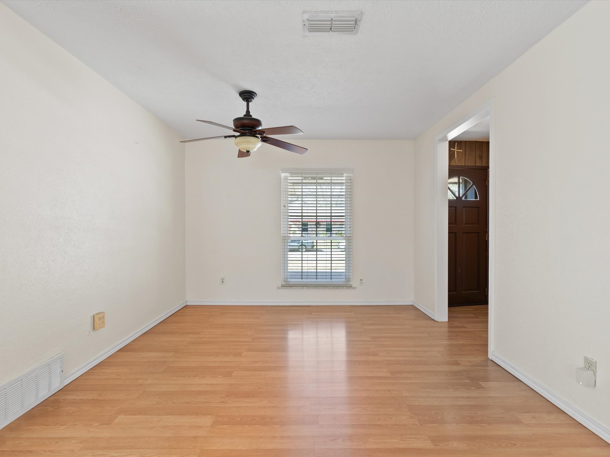 5014 Palomino Lane