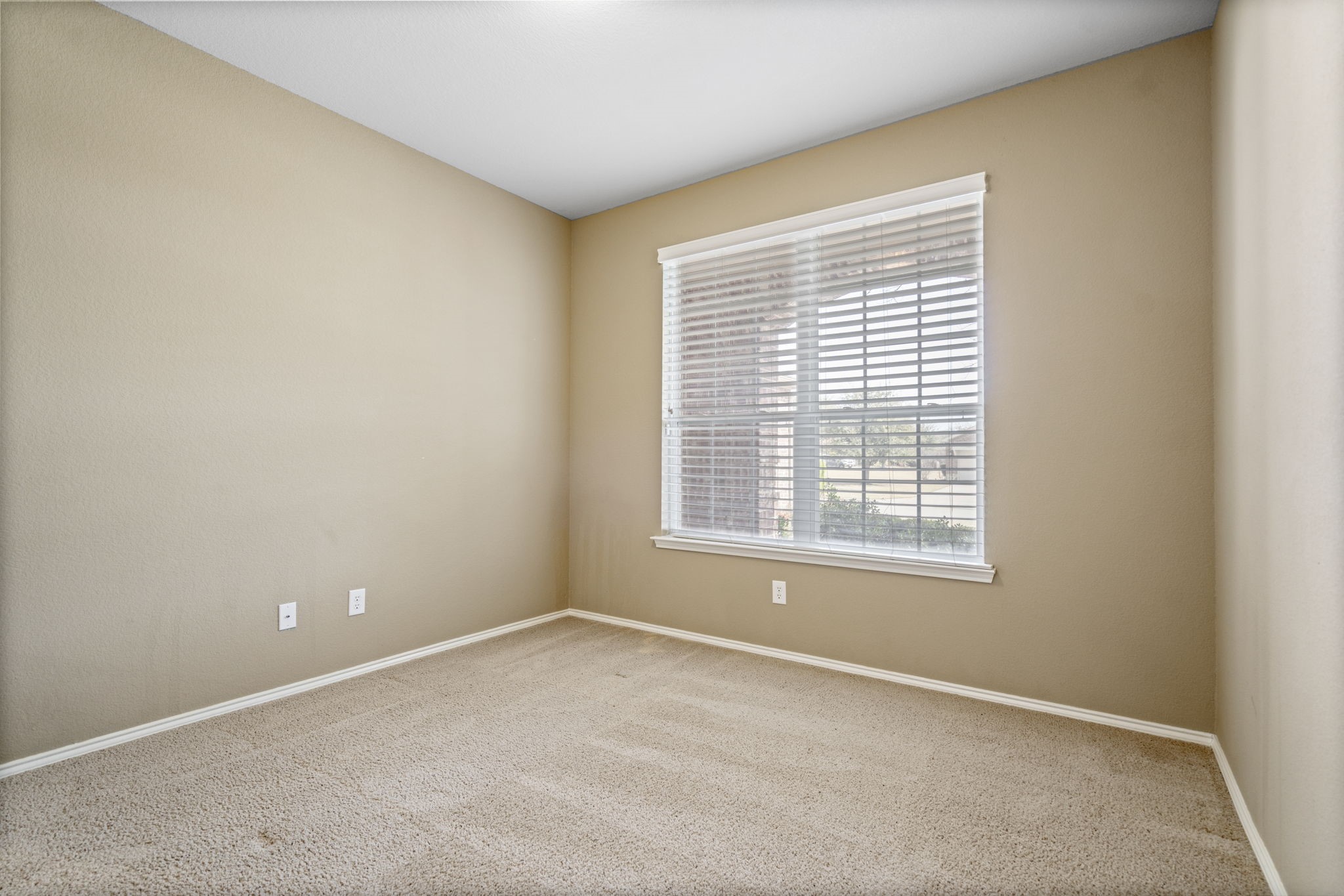 926 Imperial Valley Lane