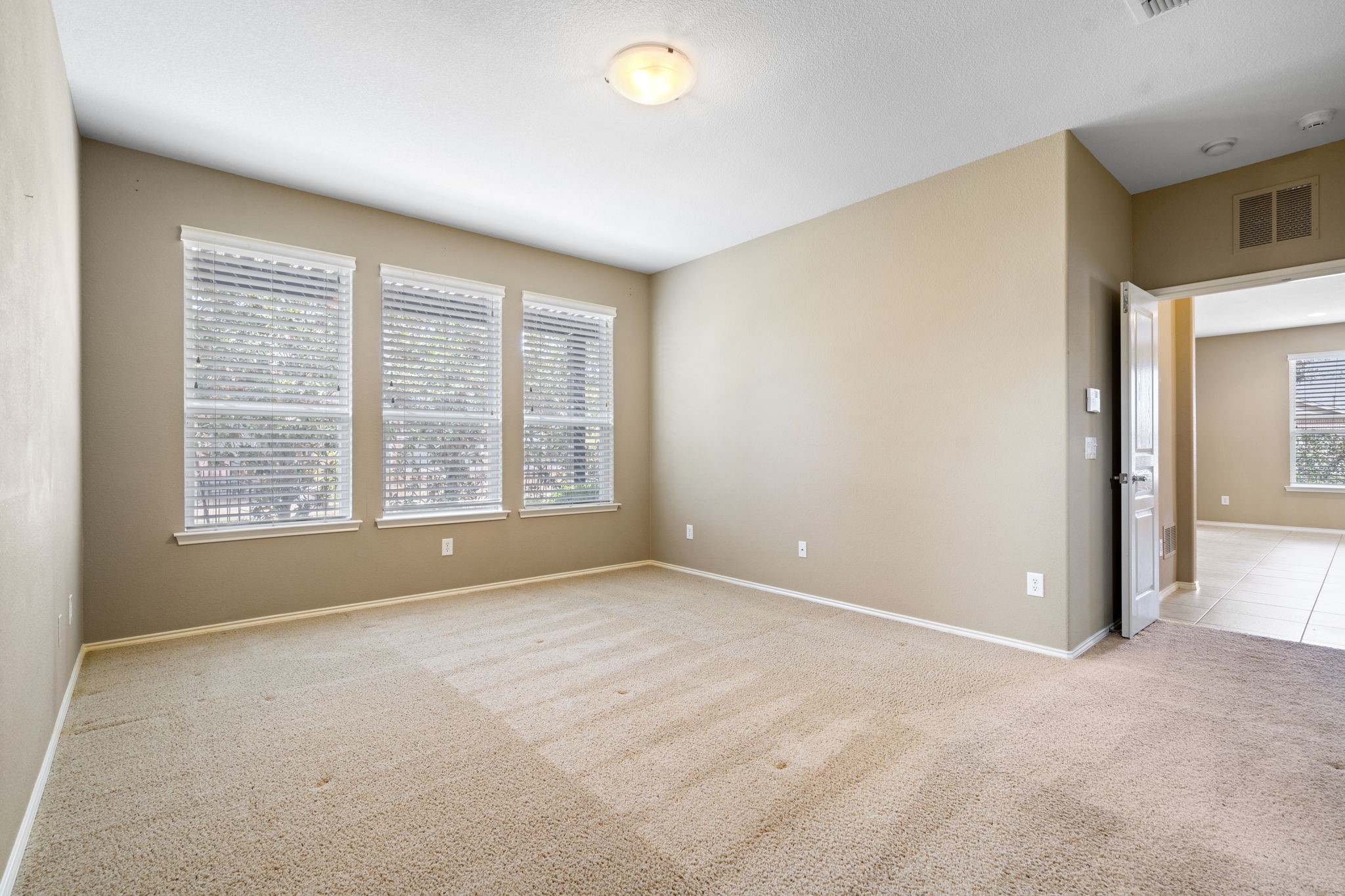 926 Imperial Valley Lane