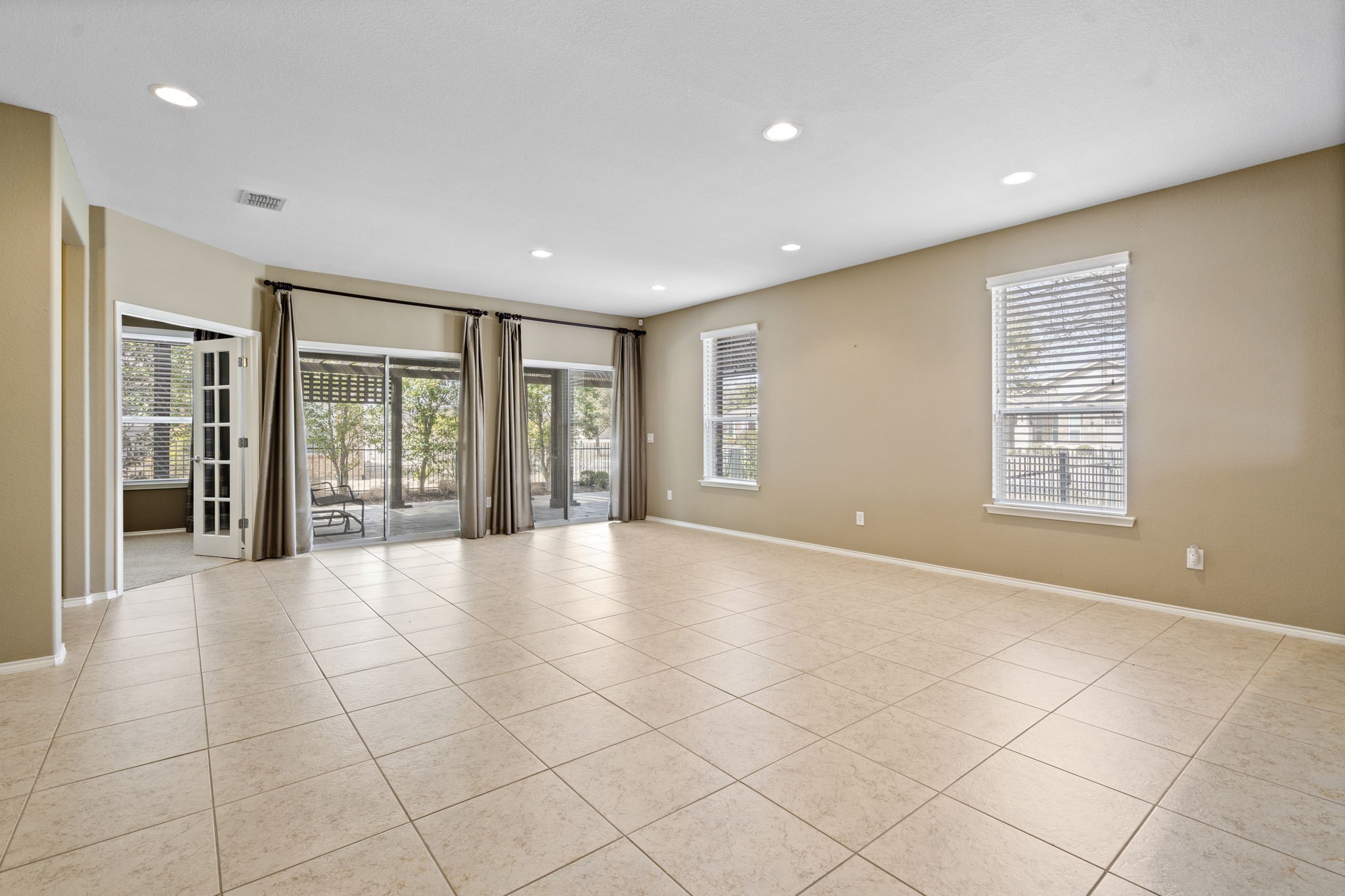 926 Imperial Valley Lane