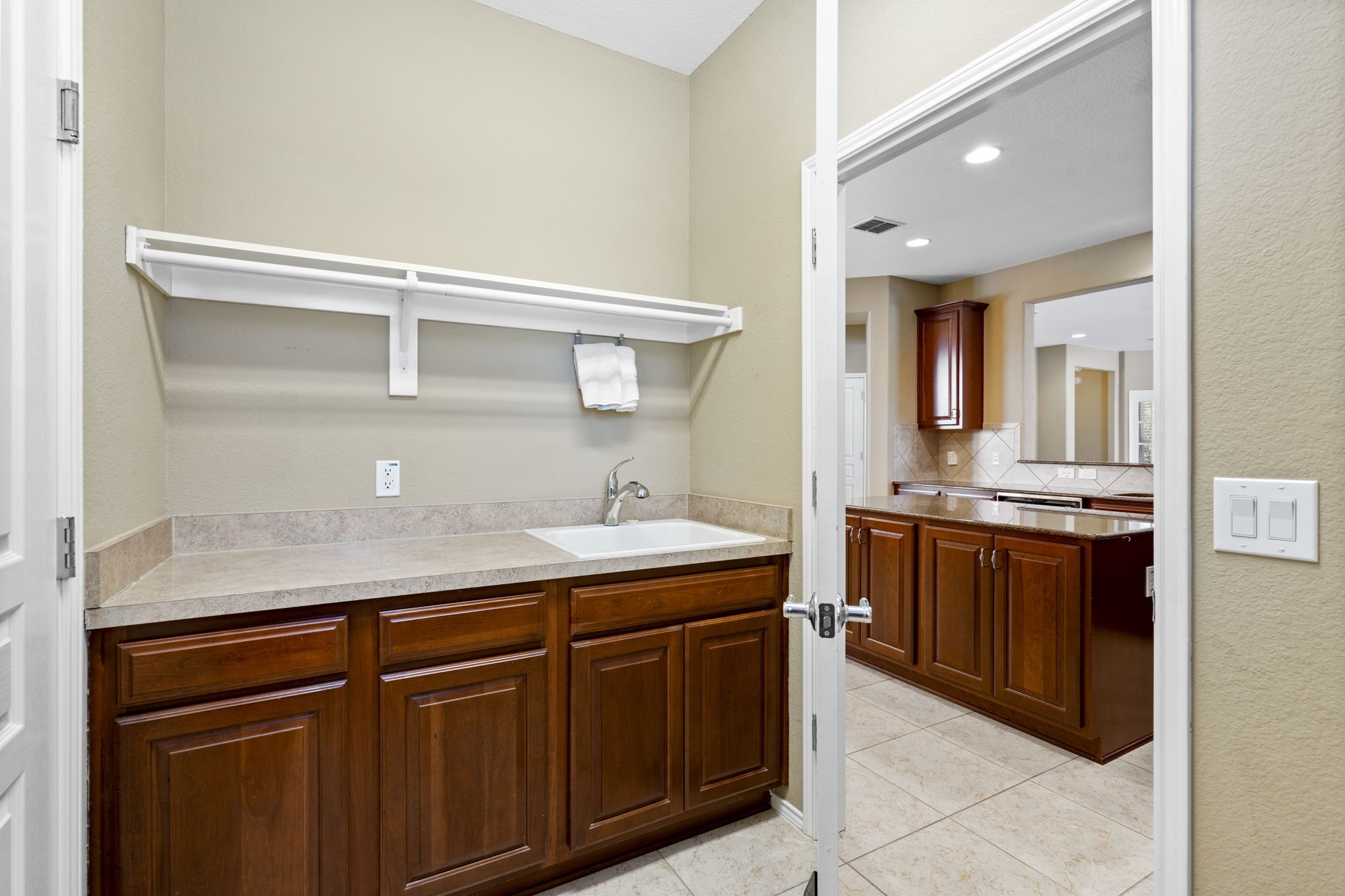 926 Imperial Valley Lane