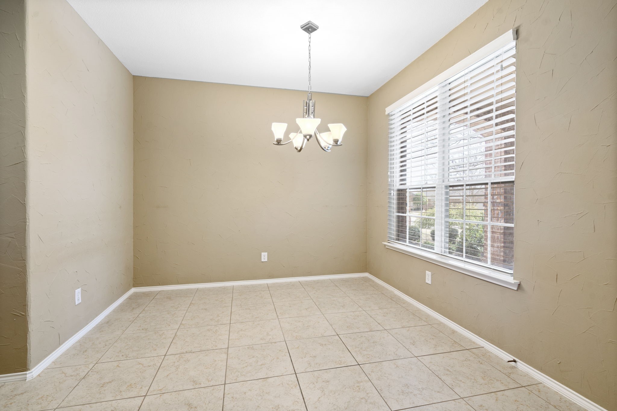 926 Imperial Valley Lane