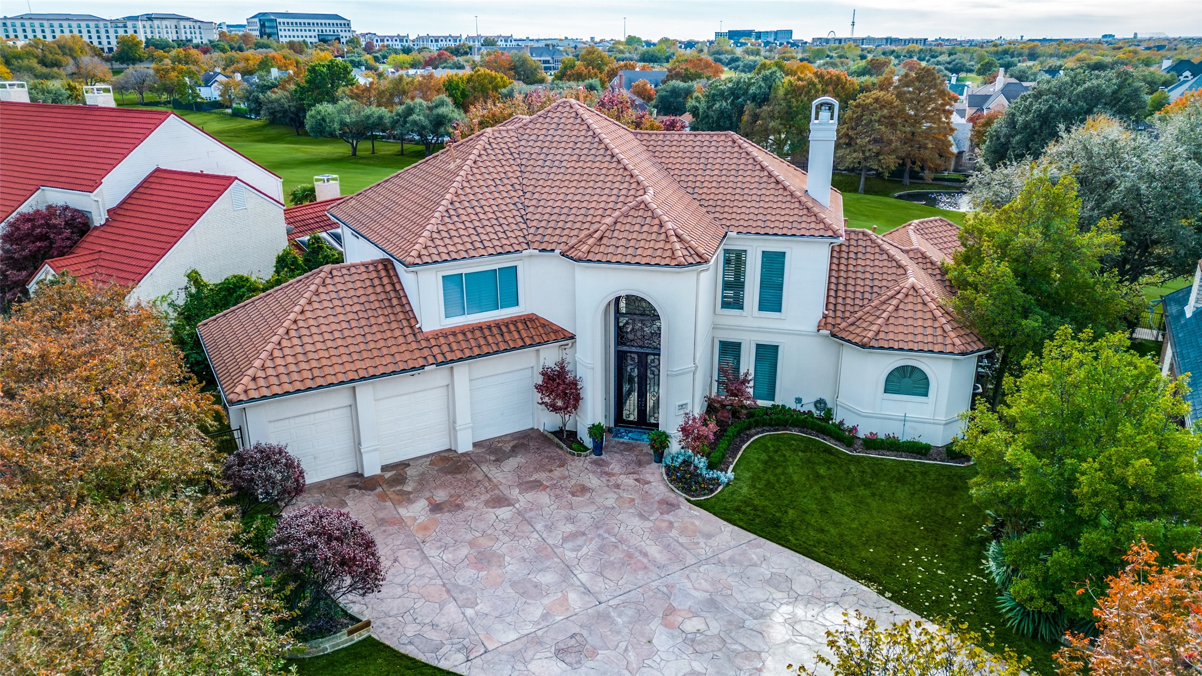 5 Southern Hills Court
