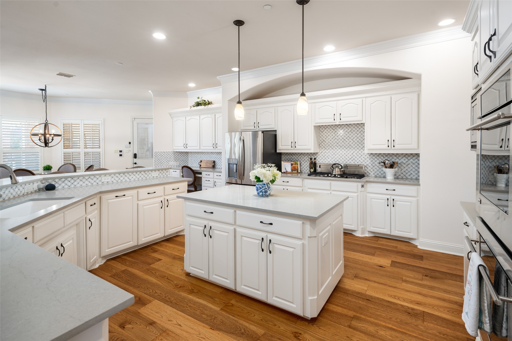 2718 Wolf Creek Drive