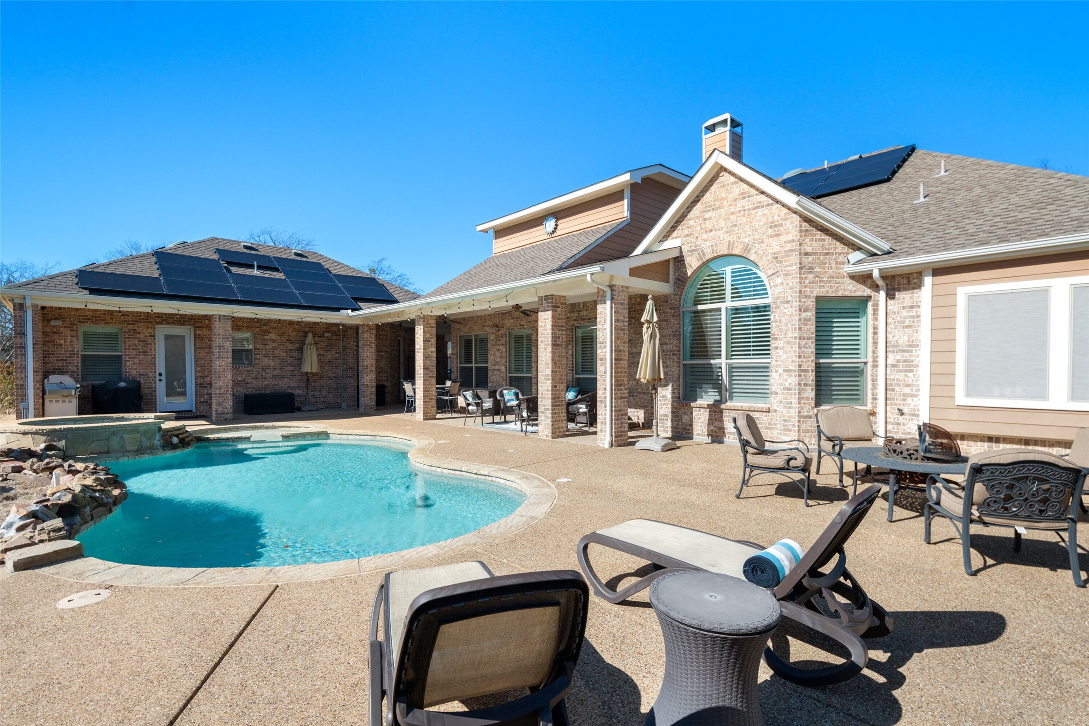 2718 Wolf Creek Drive
