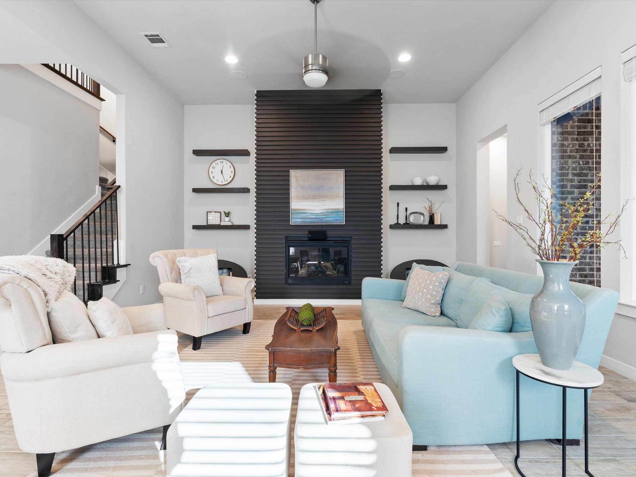 883 Alfred Court