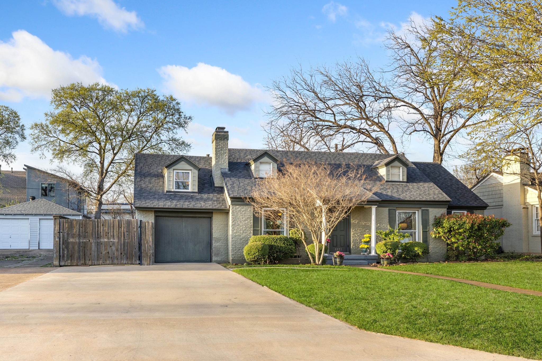4023 Parkside Drive