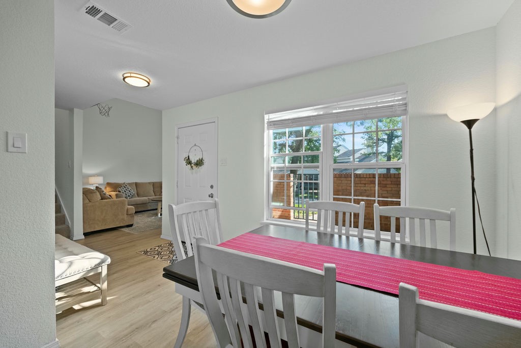 815 Summercreek Drive