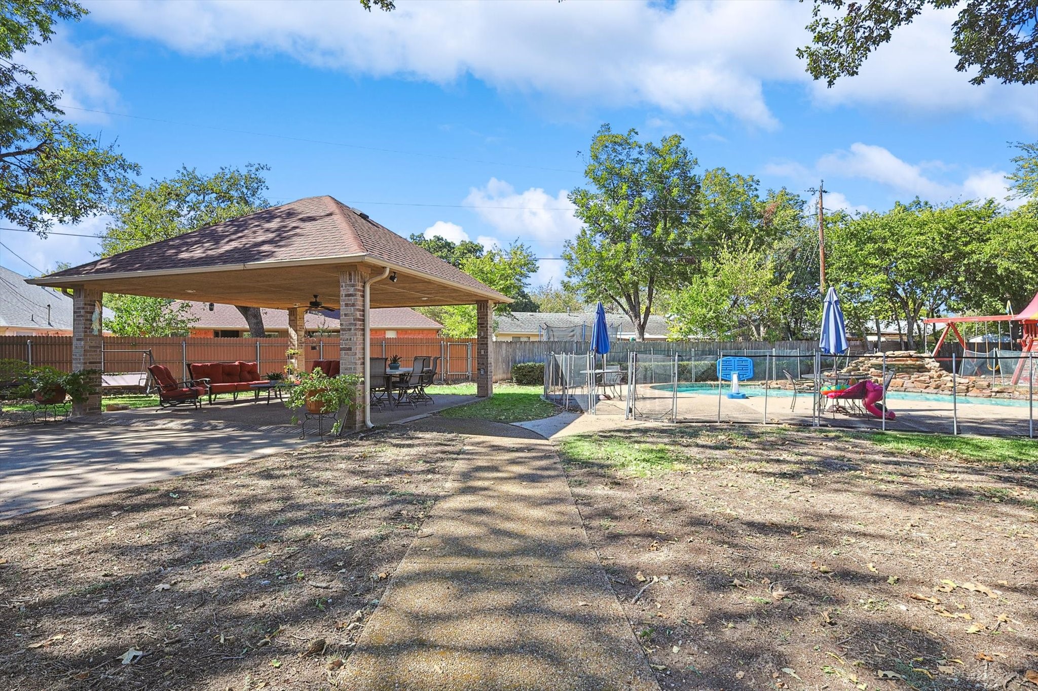 1127 Christopher Court