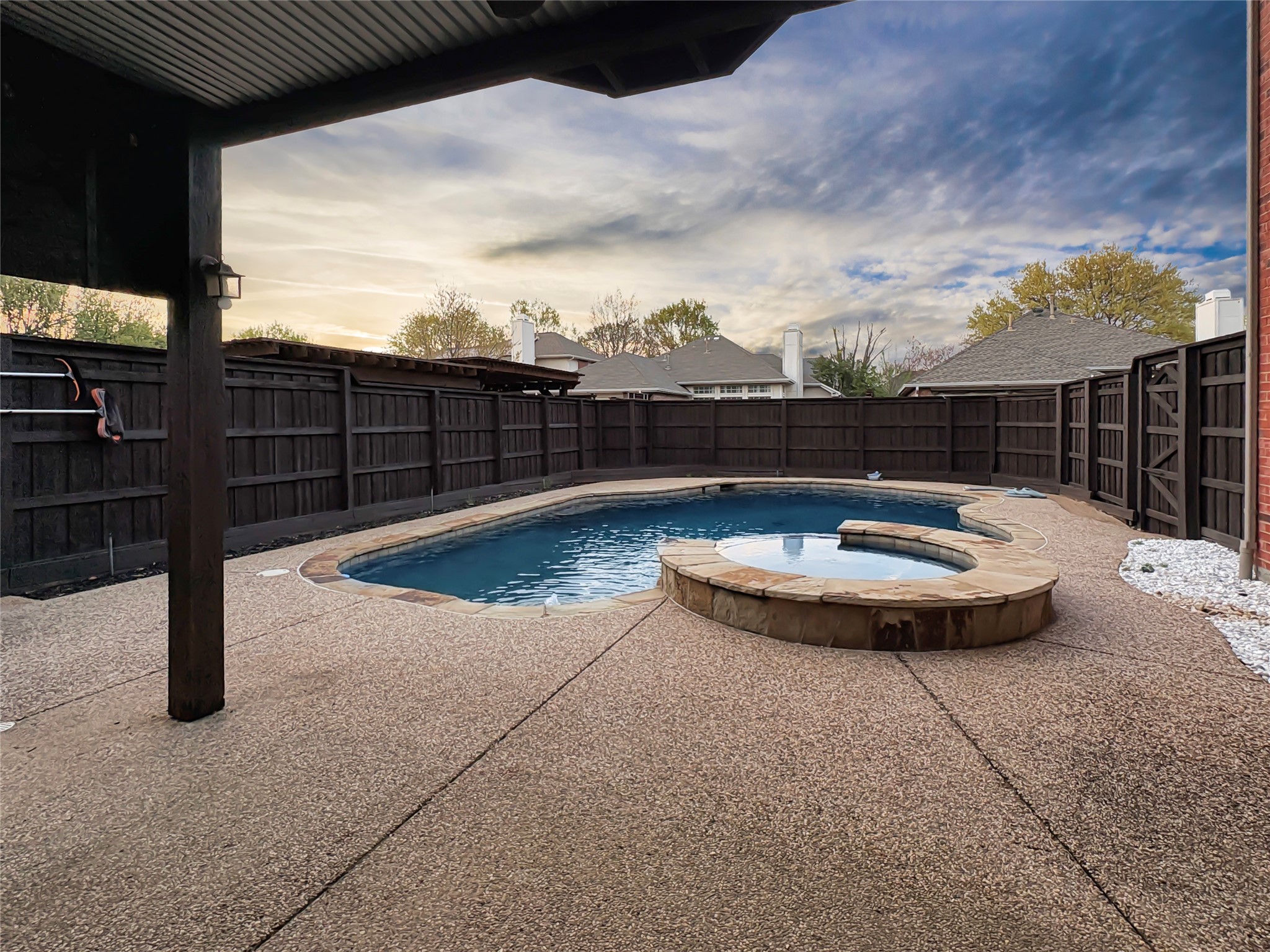 11612 Alexandria Drive