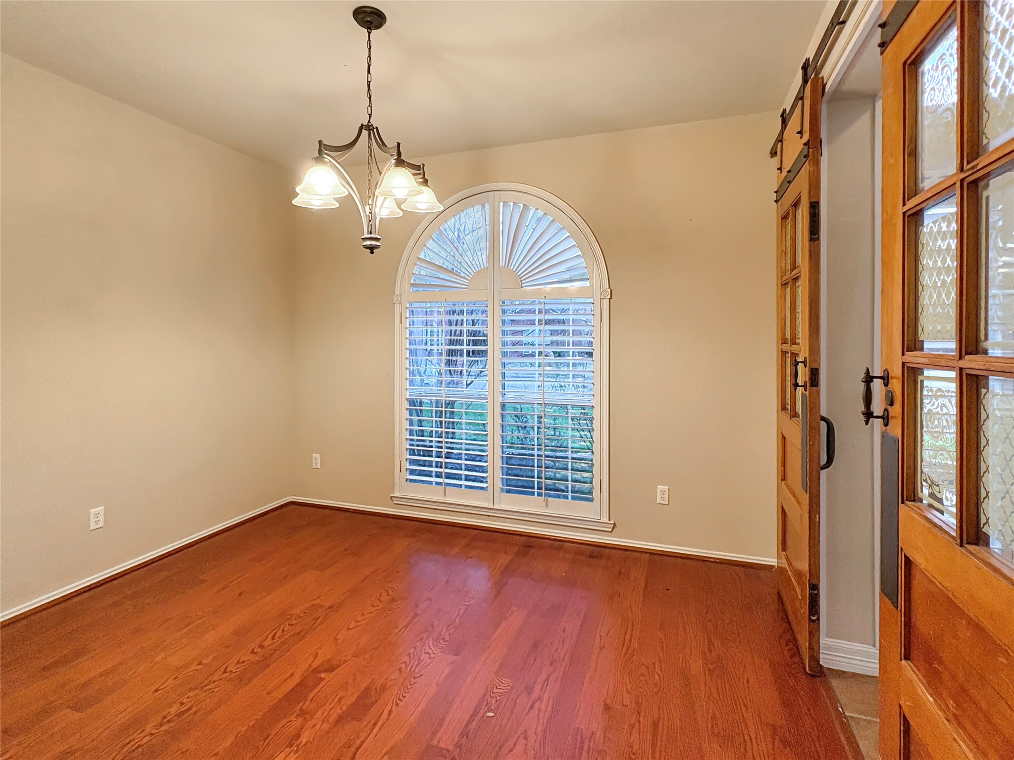 11612 Alexandria Drive