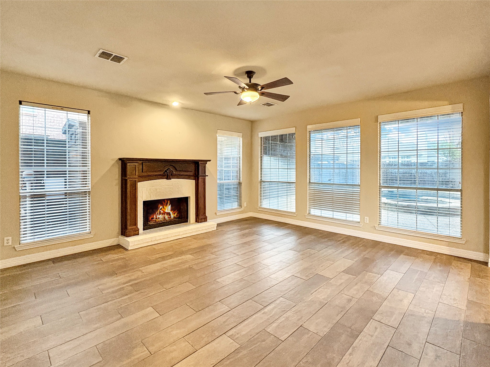 11612 Alexandria Drive