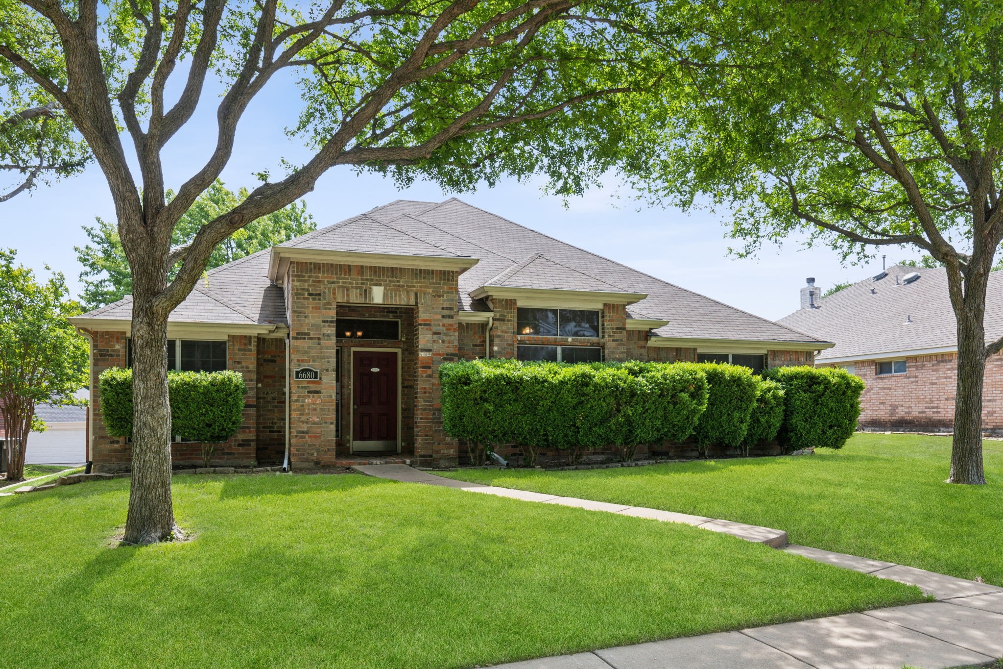 6680 Canterbury Drive