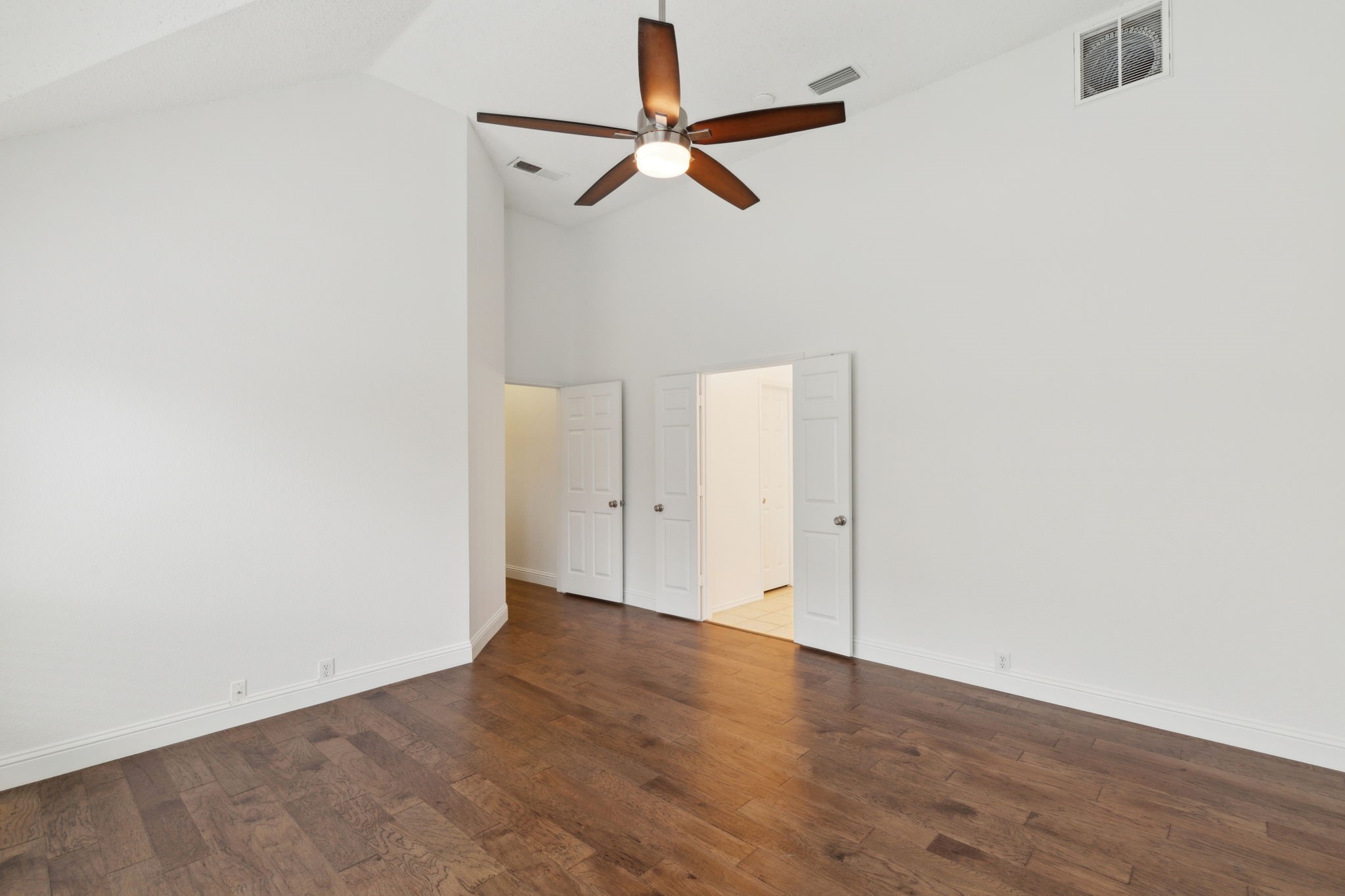 6680 Canterbury Drive