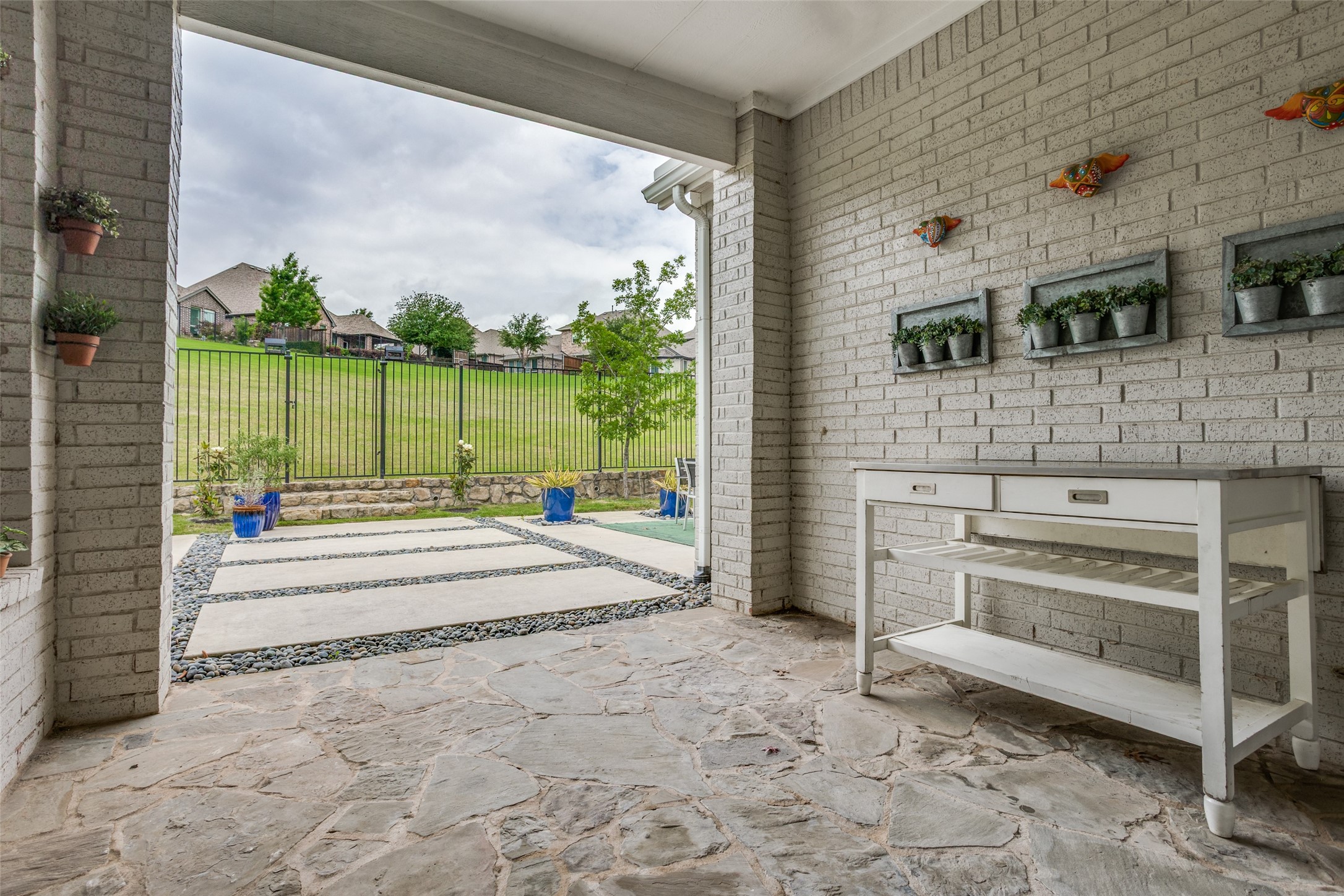 6916 Golf Club Drive
