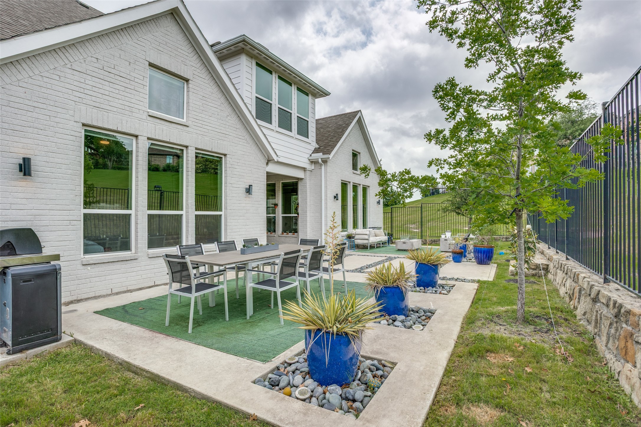 6916 Golf Club Drive