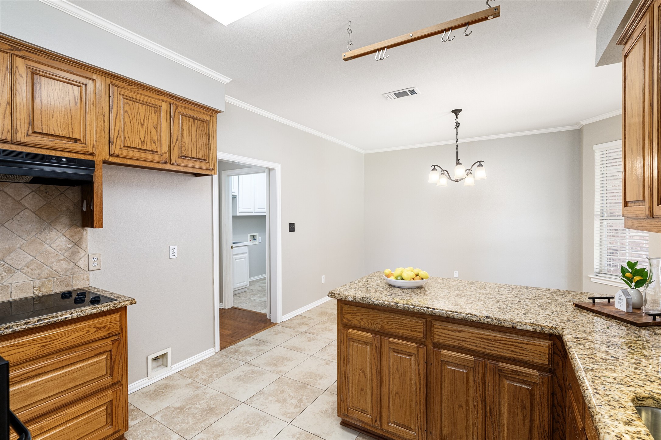 1104 Shadetree Lane