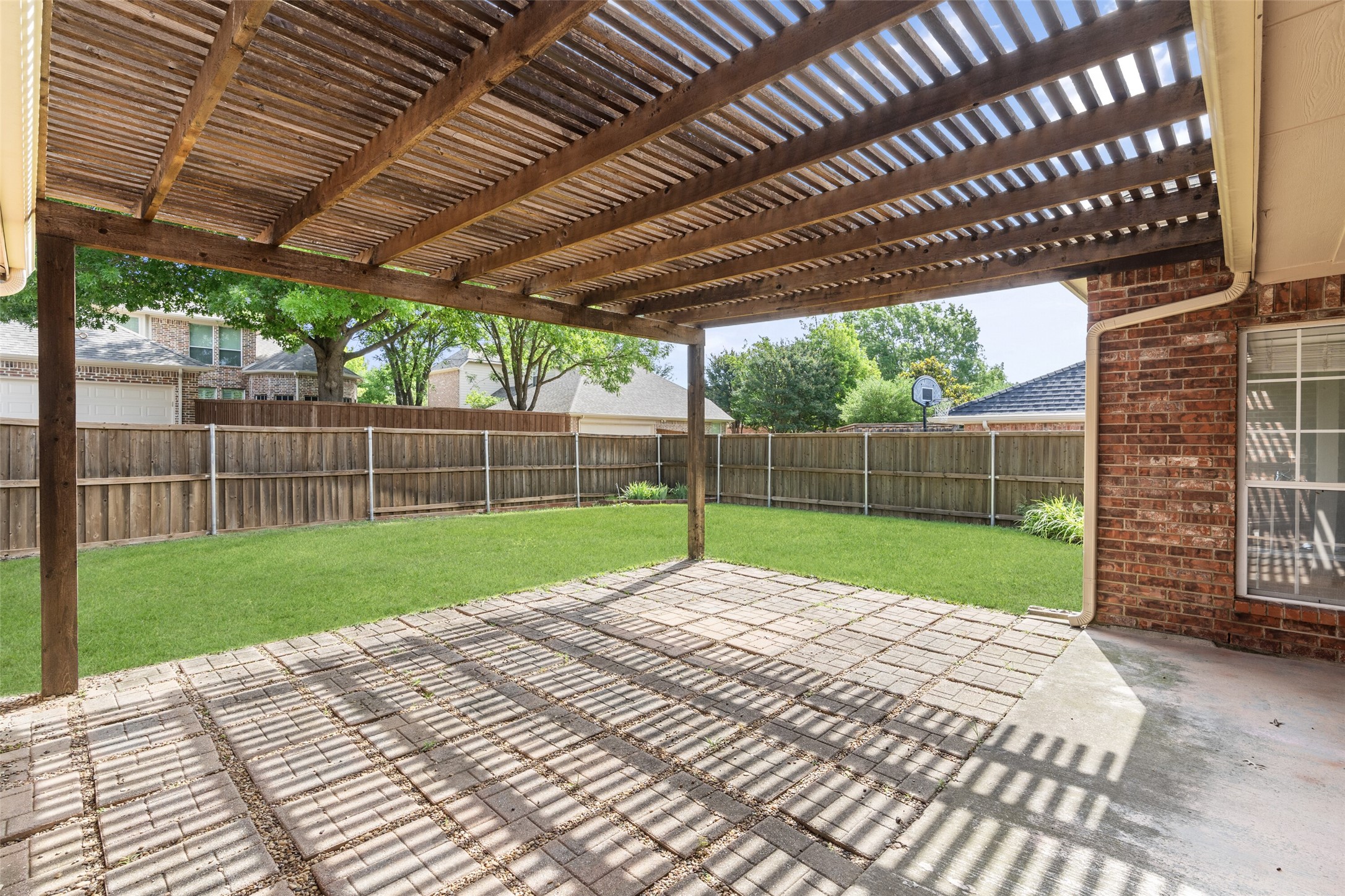 1104 Shadetree Lane