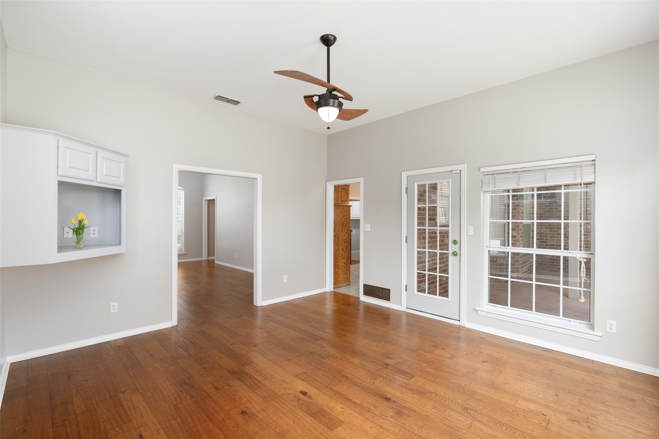 1104 Shadetree Lane
