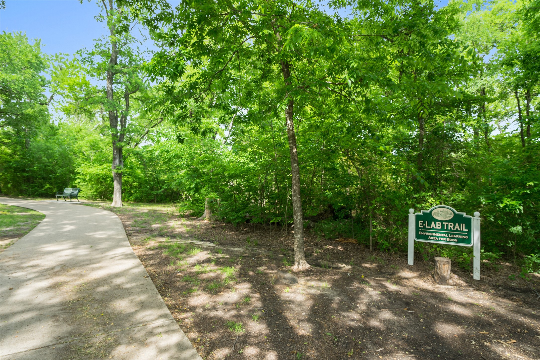 1104 Shadetree Lane