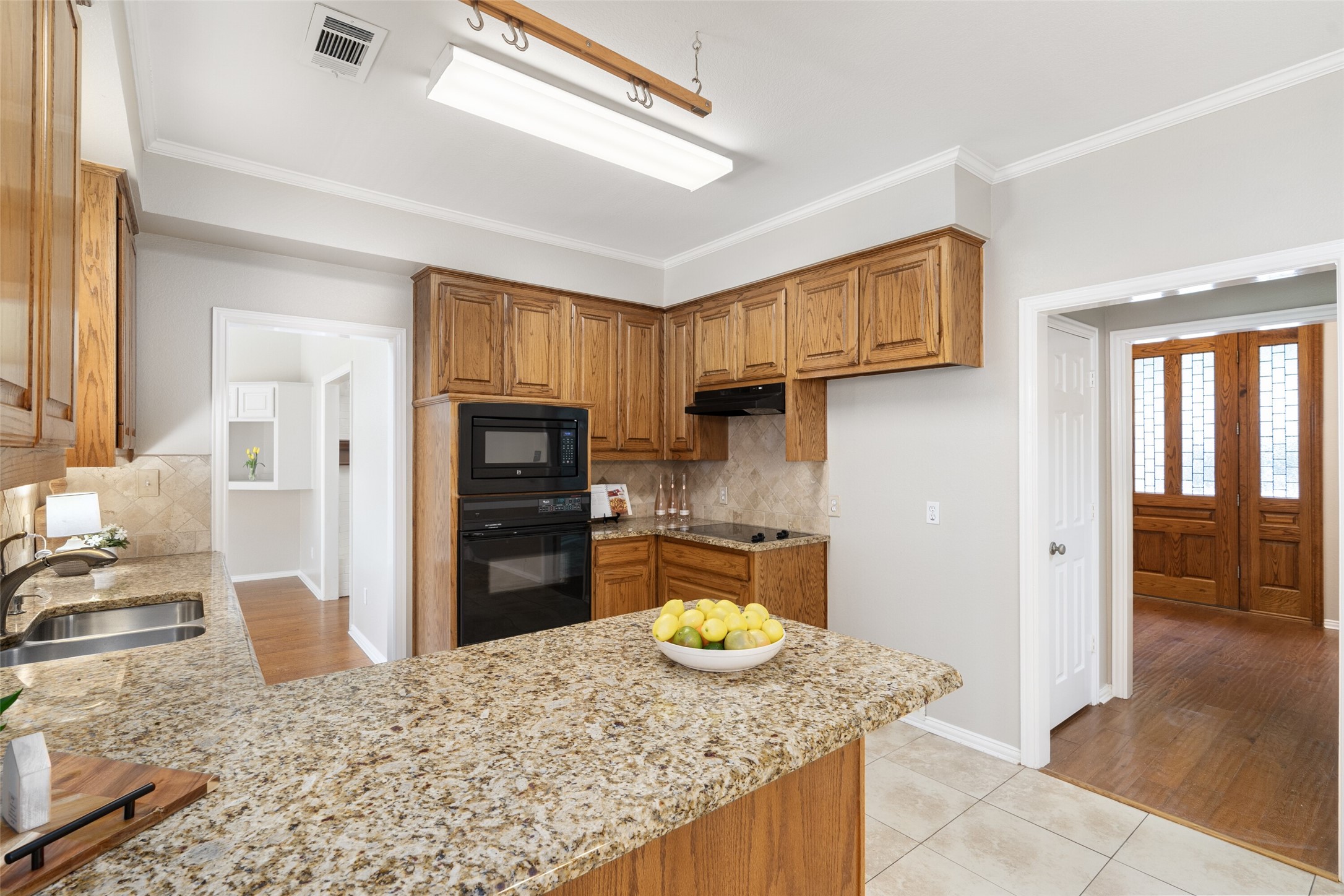 1104 Shadetree Lane