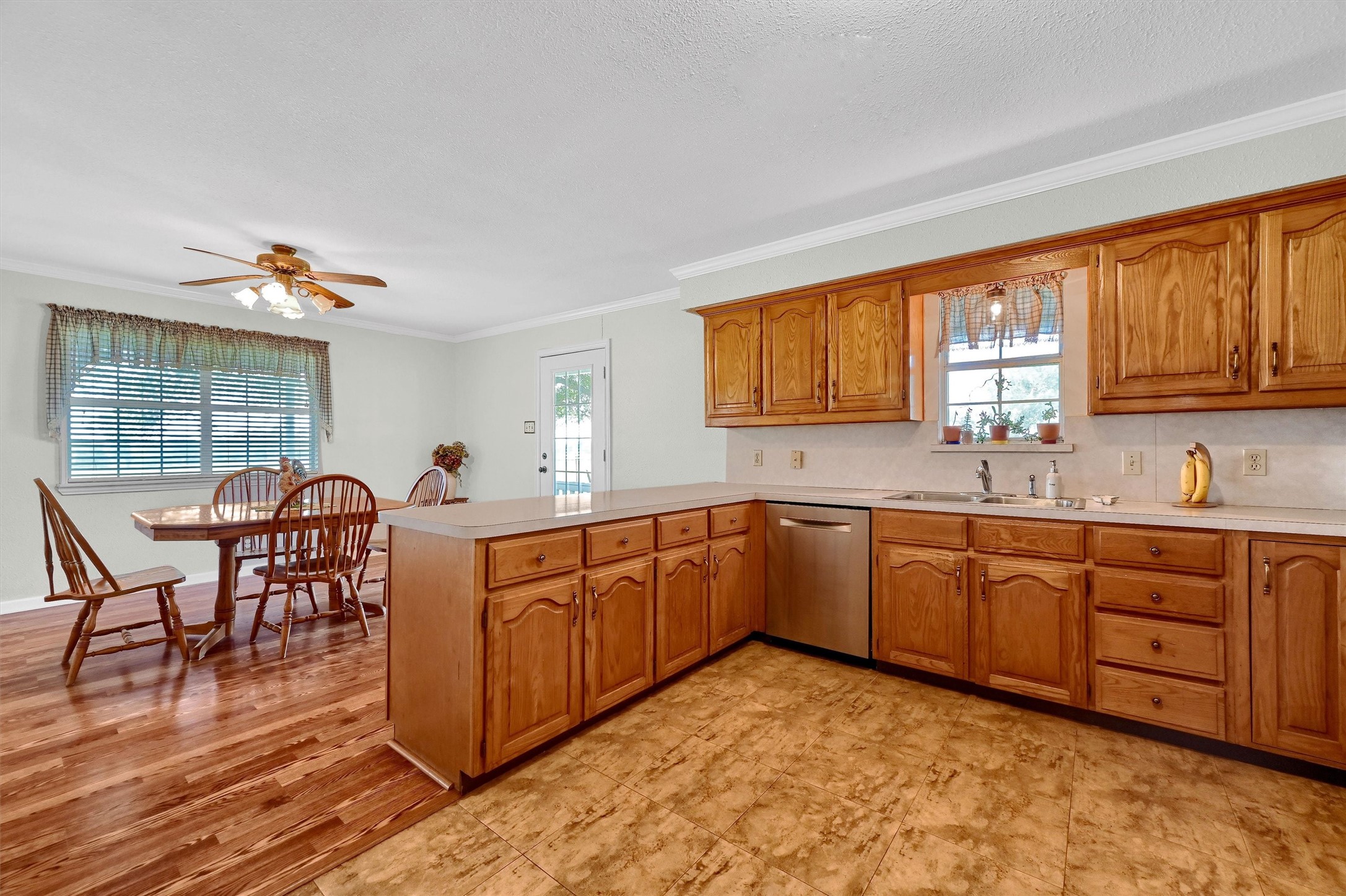 631 Lazy S Ranch Road