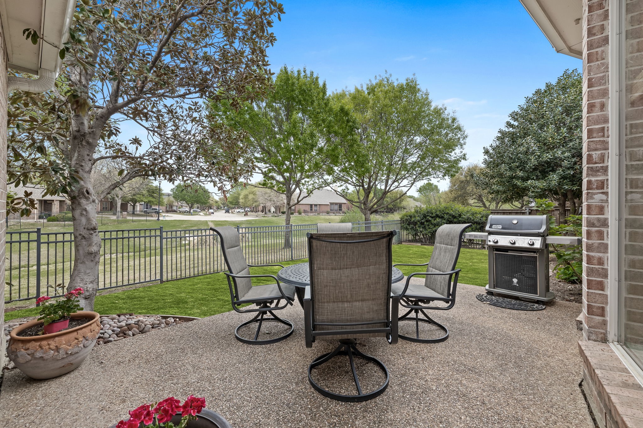 8864 Broken Bend Lane