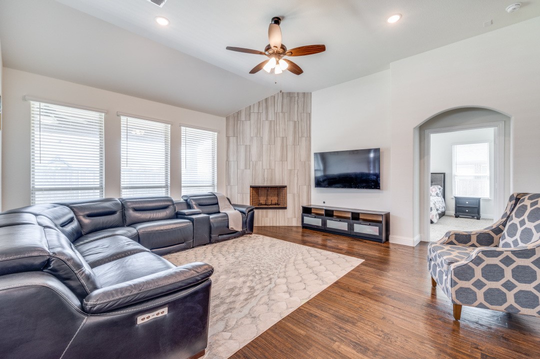 1704 George Lane