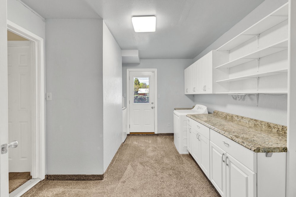 3505 Sunnydale Lane