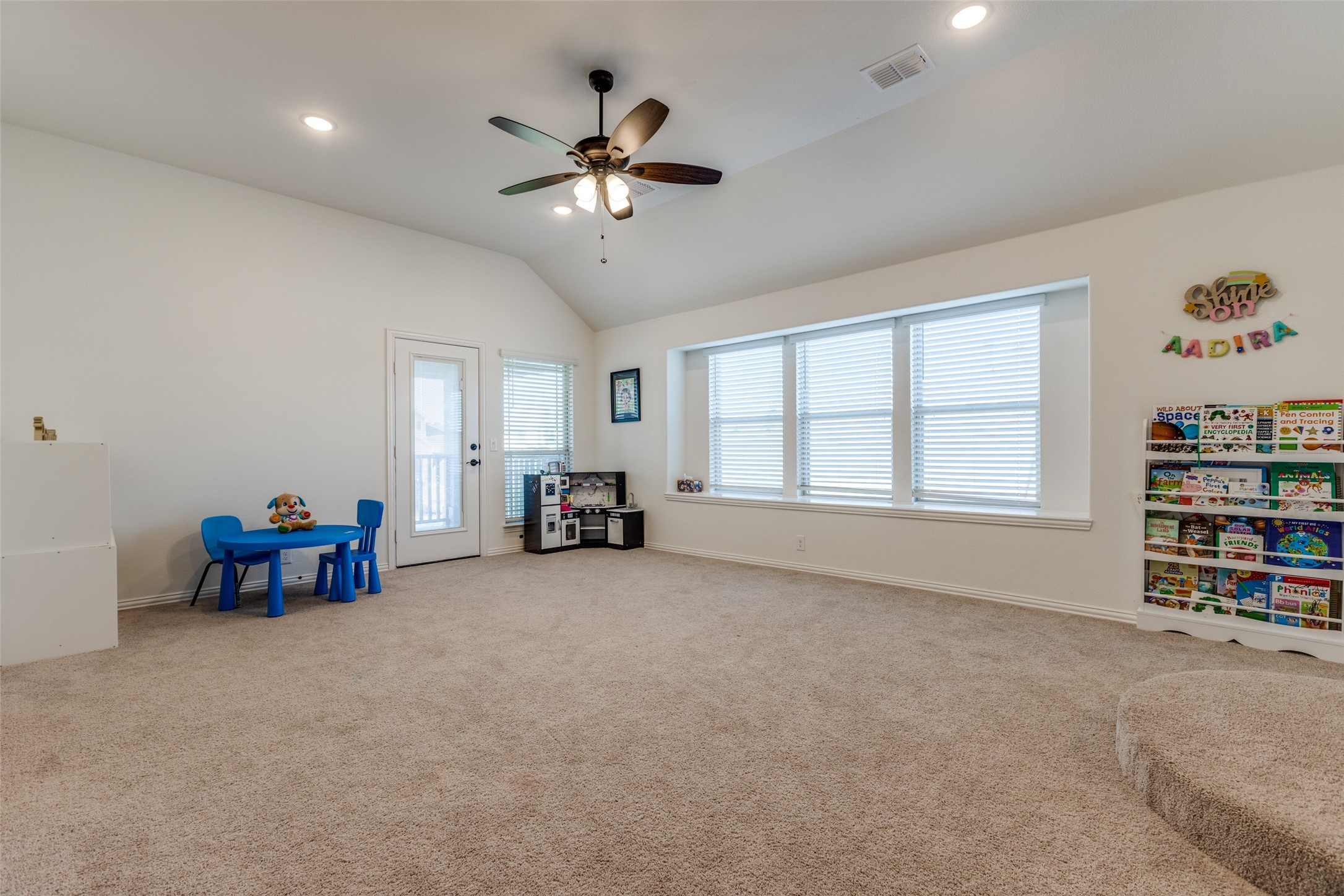 1708 Benny Lane