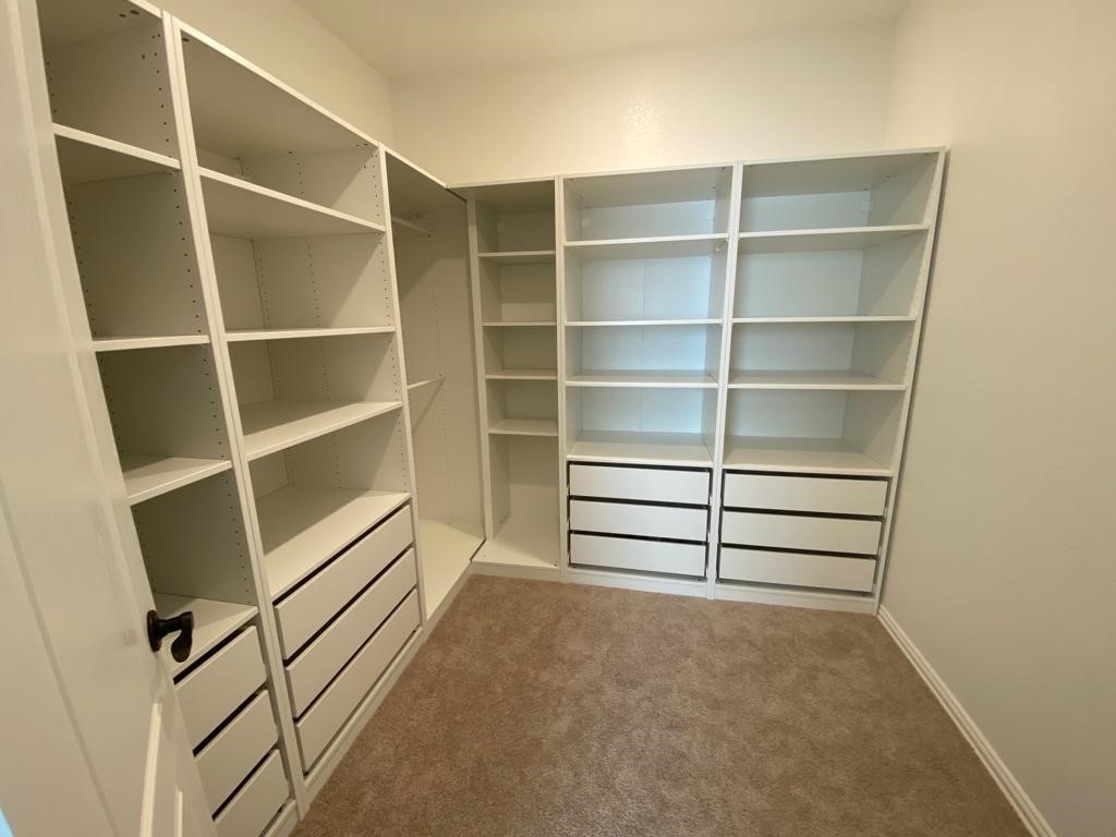 1708 Benny Lane