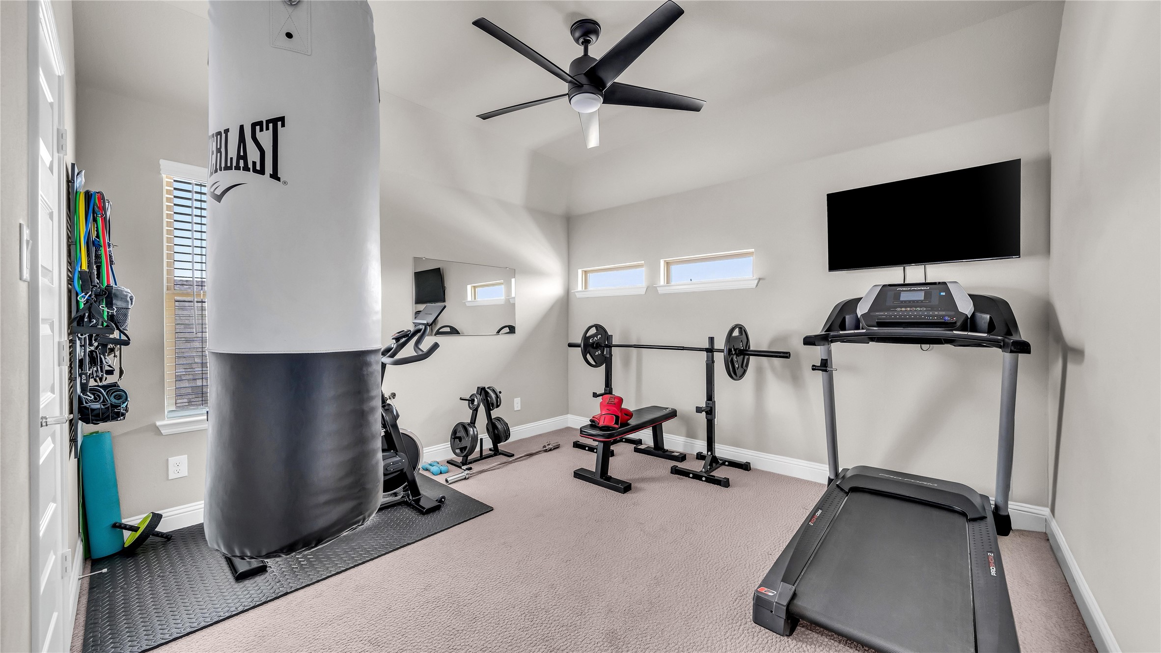 2452 Horsetail Road