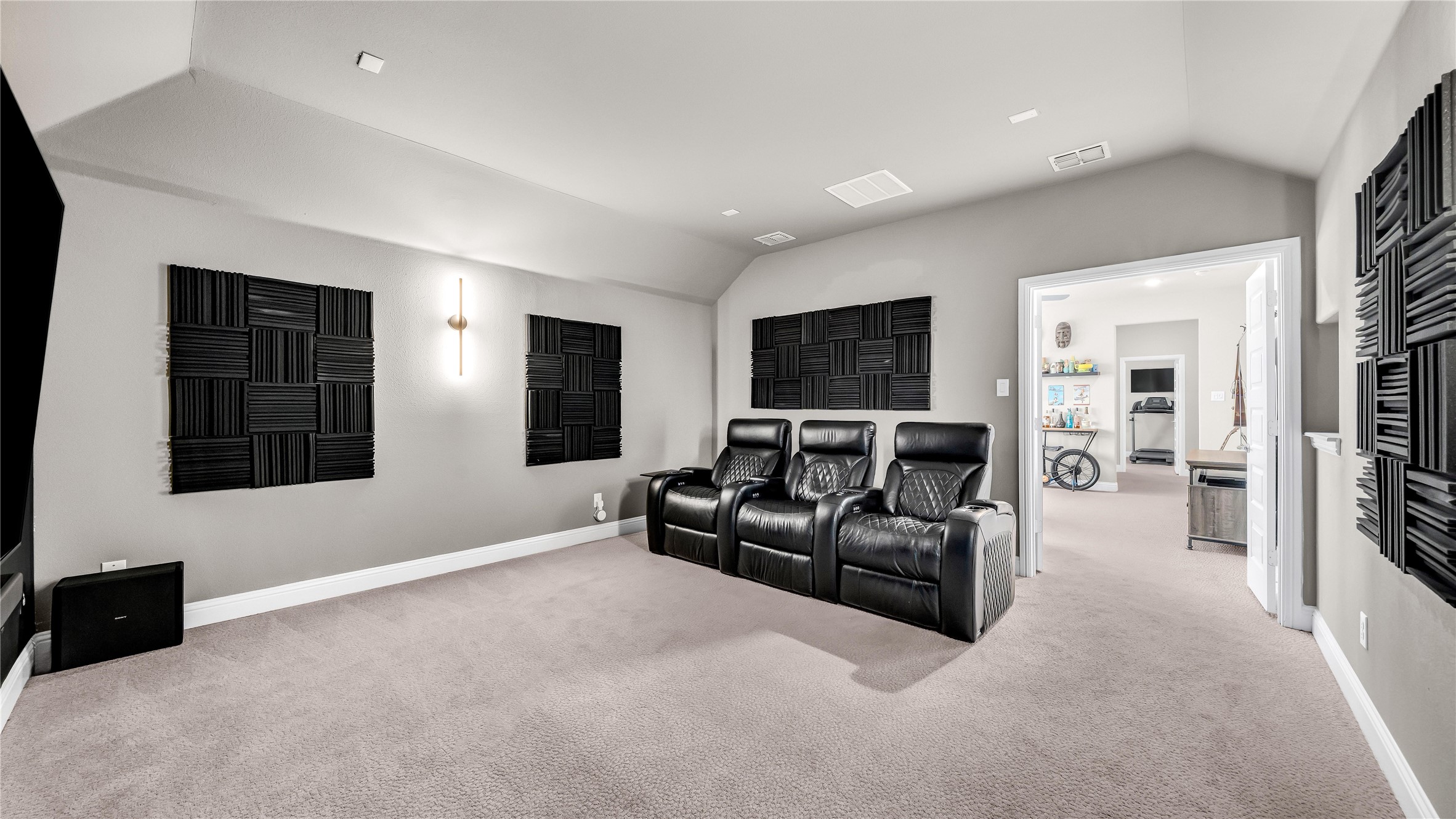 2452 Horsetail Road