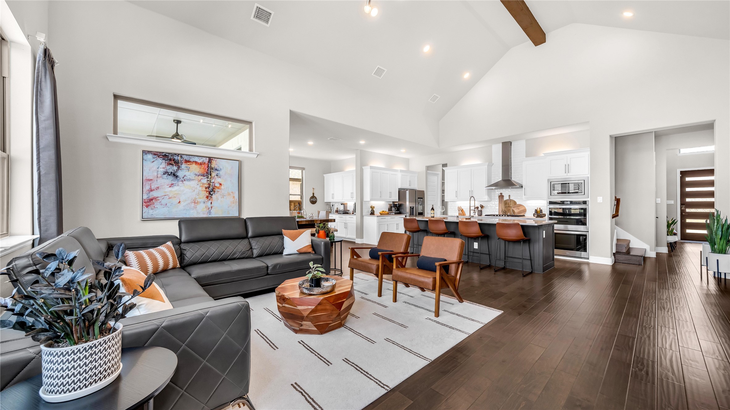 2452 Horsetail Road