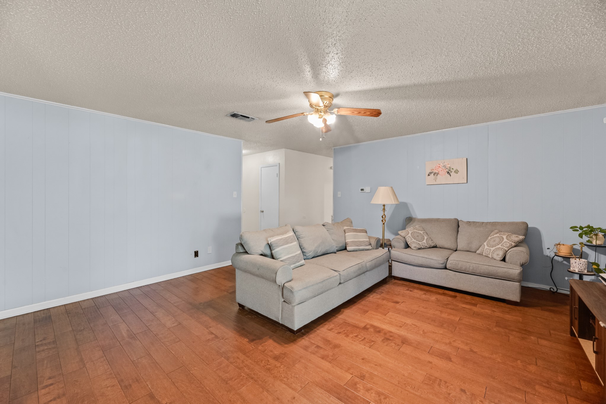 2623 Mimosa Park Drive