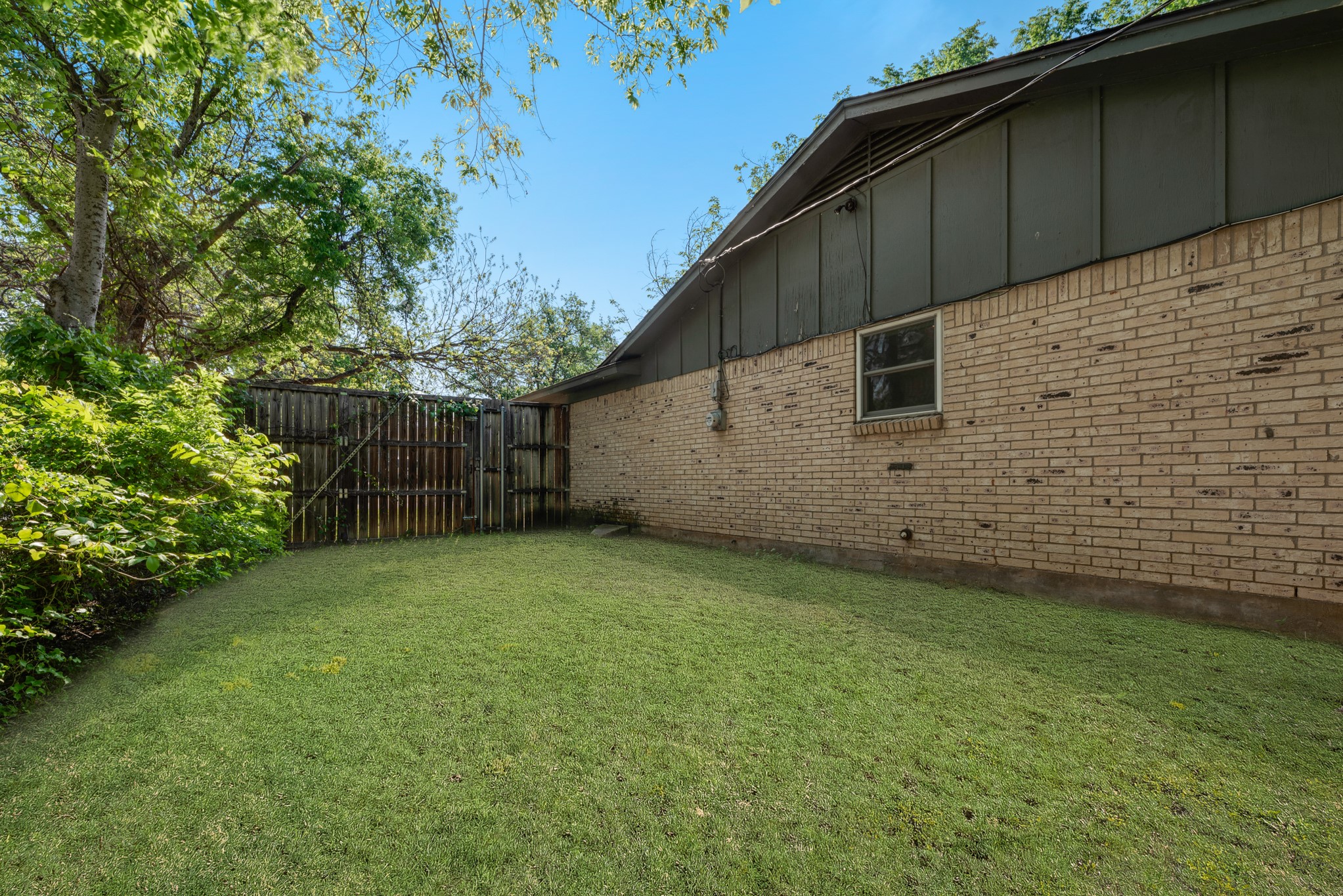 2623 Mimosa Park Drive