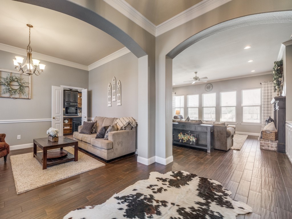 3411 N Preston Lakes Drive