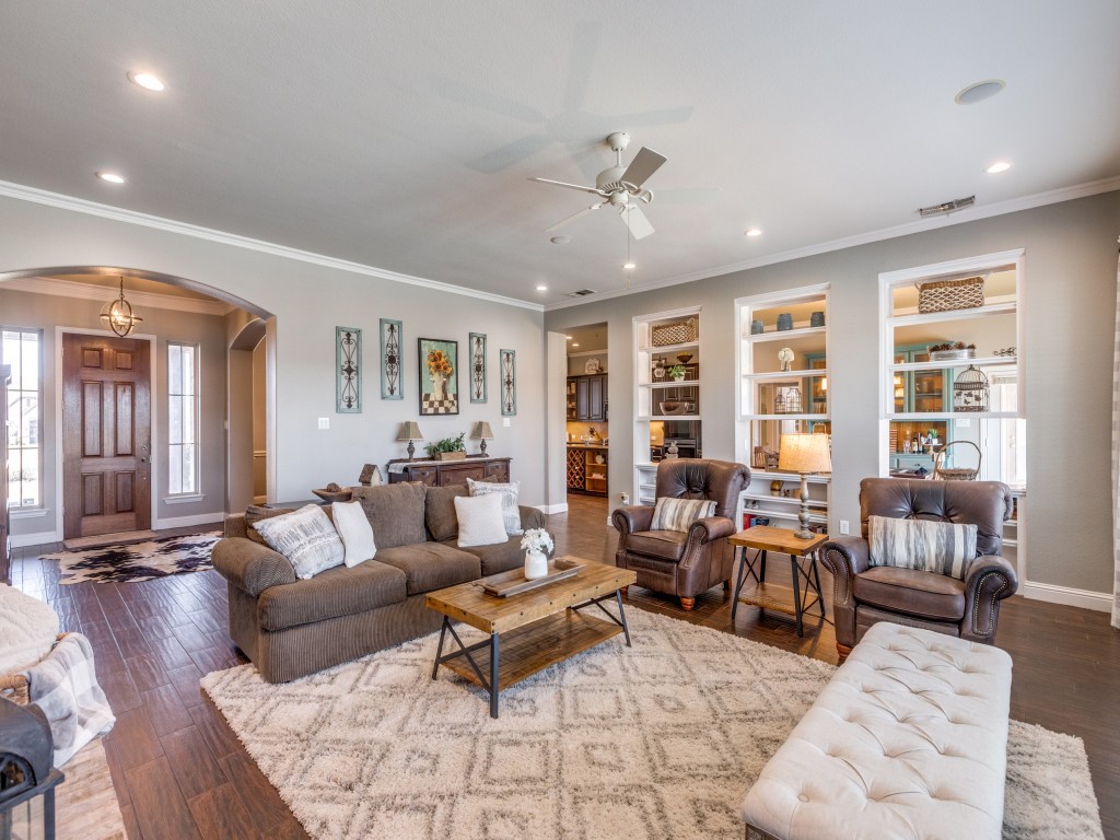 3411 N Preston Lakes Drive
