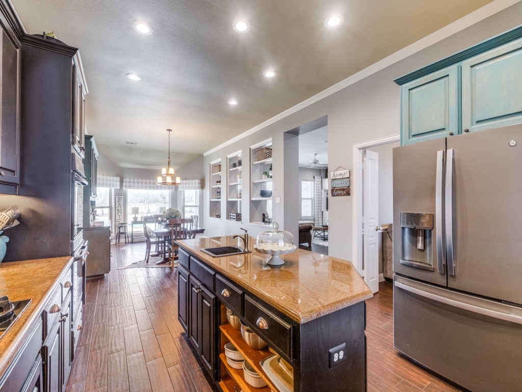 3411 N Preston Lakes Drive