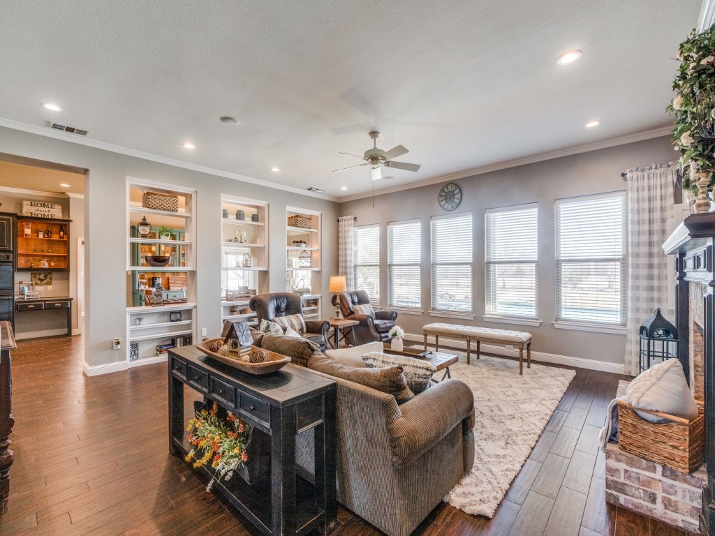 3411 N Preston Lakes Drive