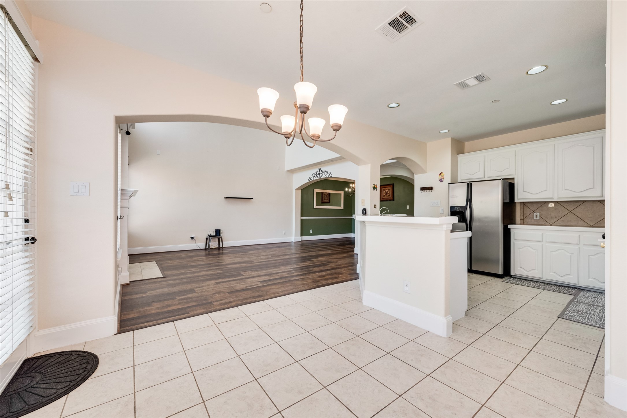 8212 Dogwood Lane