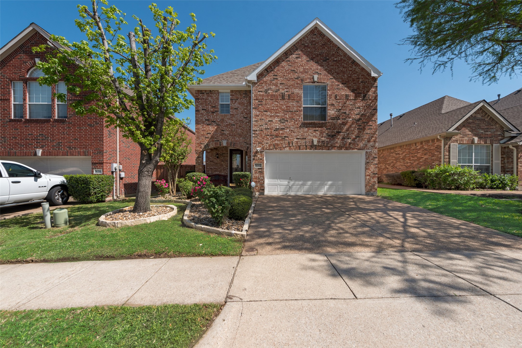 8212 Dogwood Lane