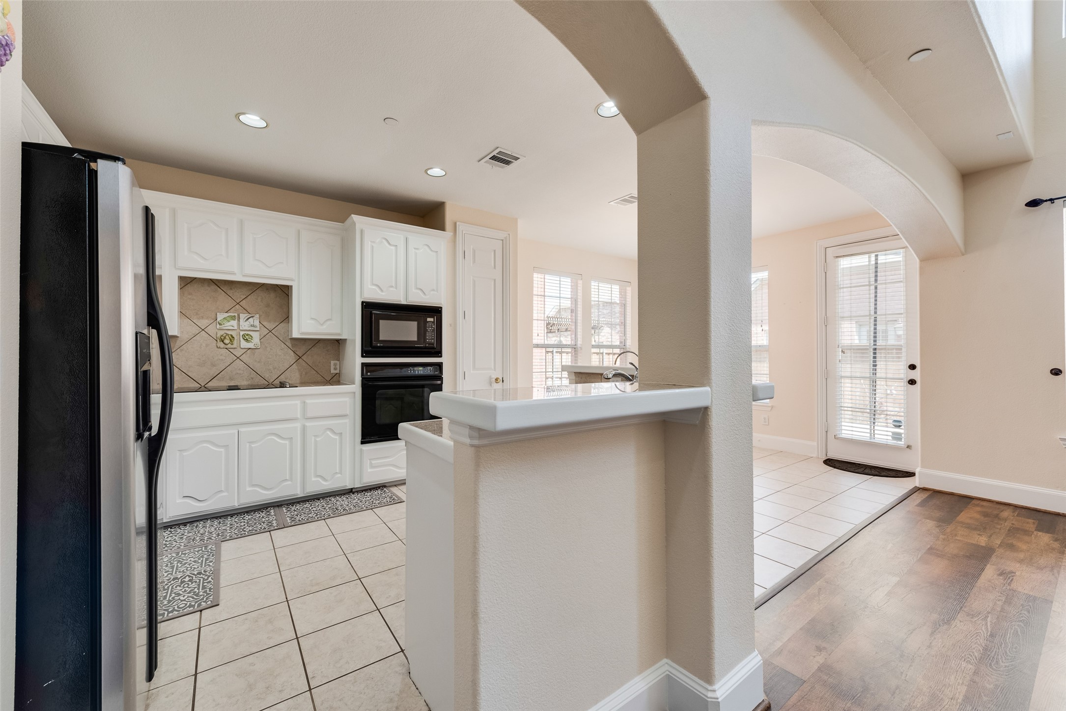 8212 Dogwood Lane