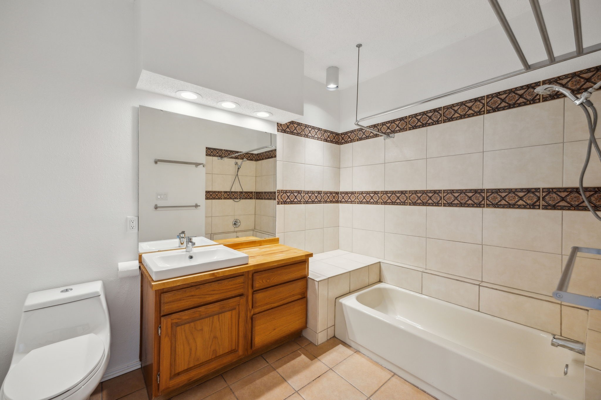 2500 Ascension Boulevard 309