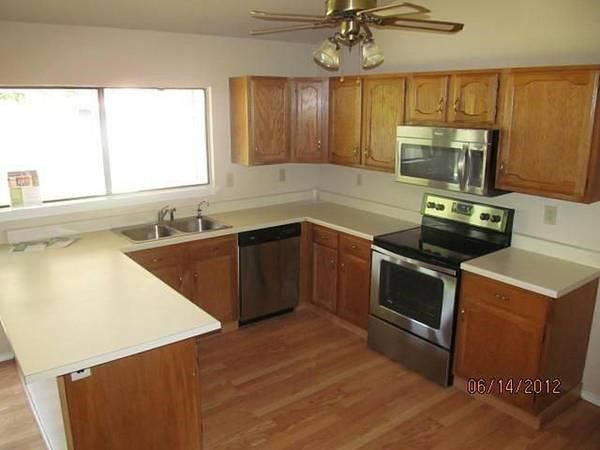3016 Newcastle Court