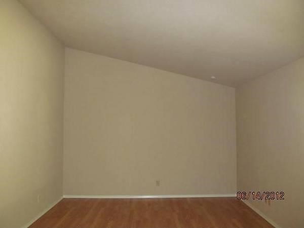 3016 Newcastle Court