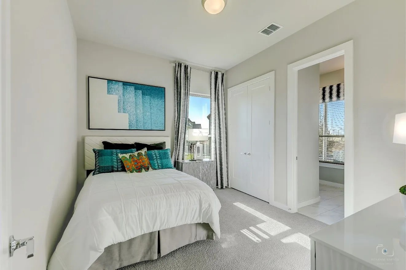 3415 Cedar Cottage Circle